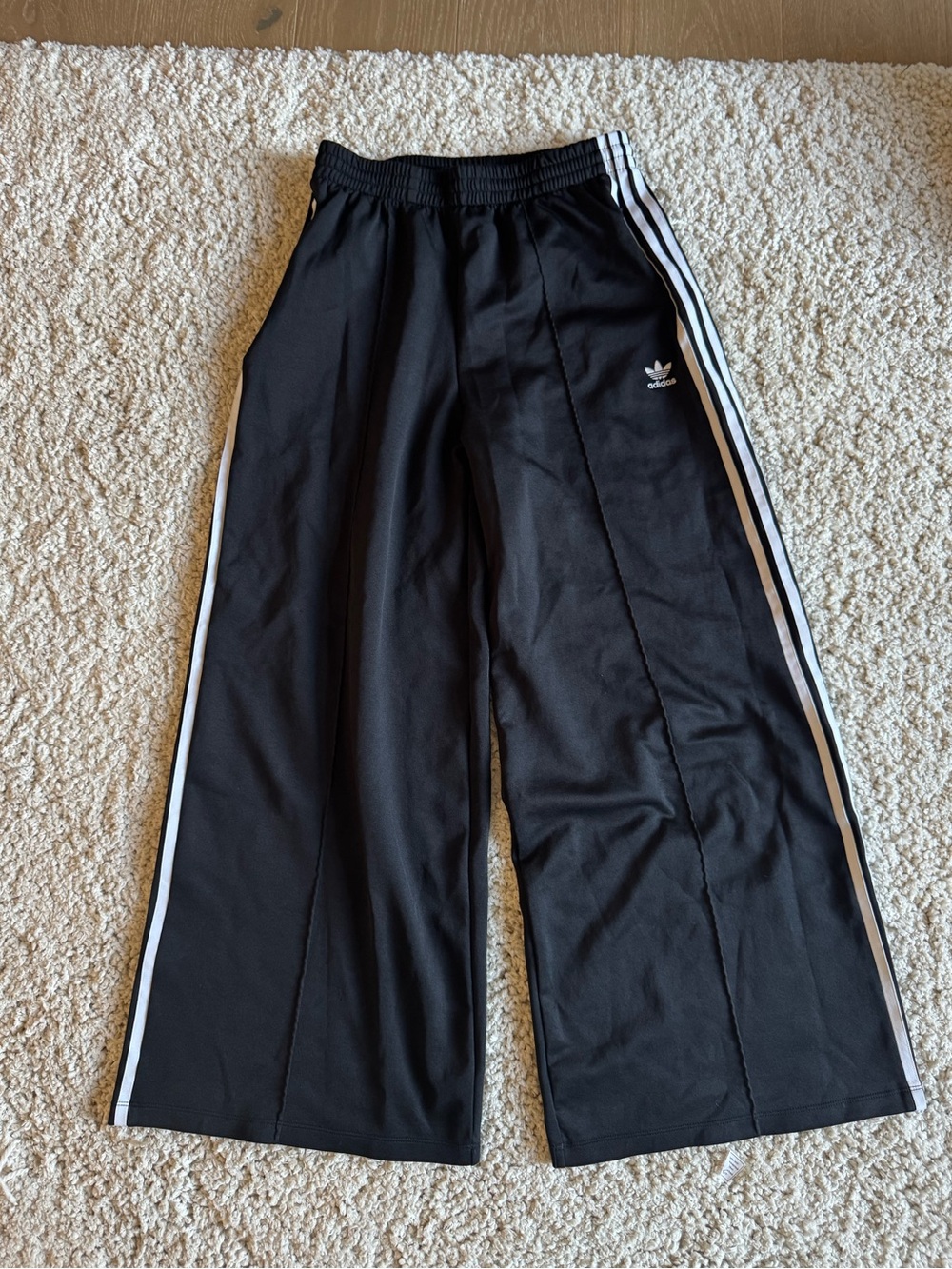 Adidas Originals Adicolor Classics Wide Leg Pants - Picture 3 of 7
